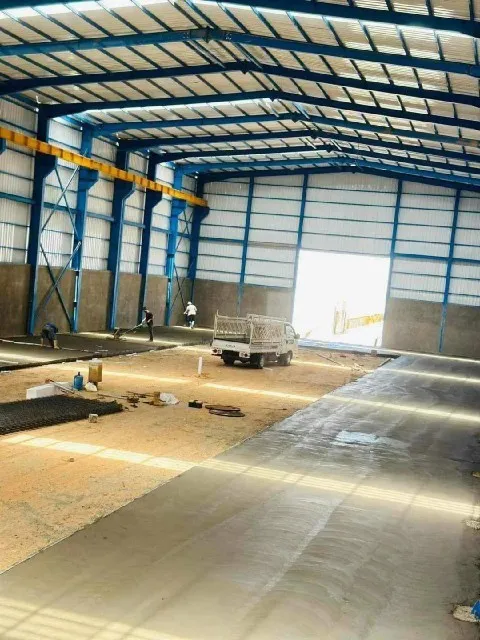 هناجر ومستودعات 